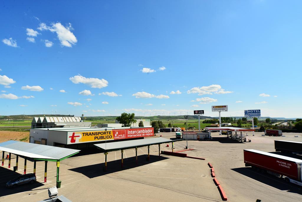 Hotel Area Suco Quintana del Puente Ngoại thất bức ảnh